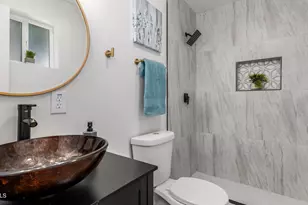 5236 S 19th Ave, Phoenix, AZ 85041 - Photo 9