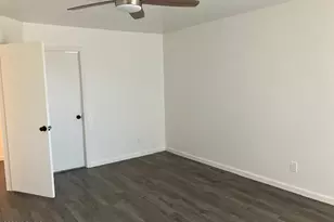 3149 E Angela Dr, Phoenix, AZ 85032 - Photo 9