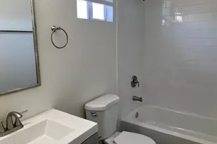 3149 E Angela Dr, Phoenix, AZ 85032 - Photo 7