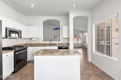 1638 E Barbarita Avenue, Gilbert, AZ 85234 - Photo 13