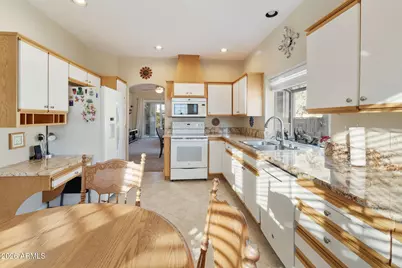 25208 S Pinewood Drive, Sun Lakes, AZ 85248 - Photo 11