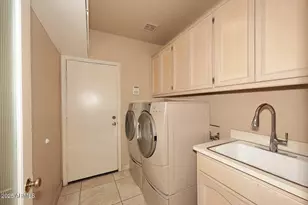 9969 E Bayview Dr, Scottsdale, AZ 85258 - Photo 11