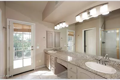 9969 E Bayview Drive, Scottsdale, AZ 85258 - Photo 11
