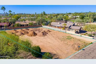 4027 E San Miguel Avenue #84, Phoenix, AZ 85018 - Photo 17