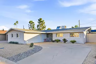 8449 E Jackrabbit Rd, Scottsdale, AZ 85250 - Photo 1