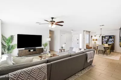 8449 E Jackrabbit Road, Scottsdale, AZ 85250 - Photo 5