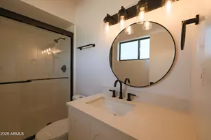 749 E Montebello Ave, Phoenix, AZ 85014 - Photo 5