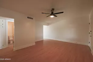 749 E Montebello Ave, Phoenix, AZ 85014 - Photo 15