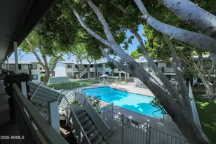 749 E Montebello Ave, Phoenix, AZ 85014 - Photo 1