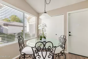 10347 W Mohawk Ln, Peoria, AZ 85382 - Photo 5