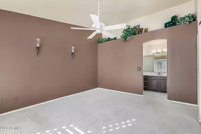 10347 W Mohawk Lane, Peoria, AZ 85382 - Photo 13