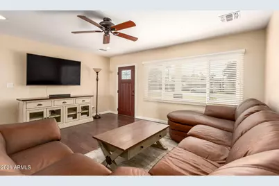 722 E McLellan Boulevard, Phoenix, AZ 85014 - Photo 7