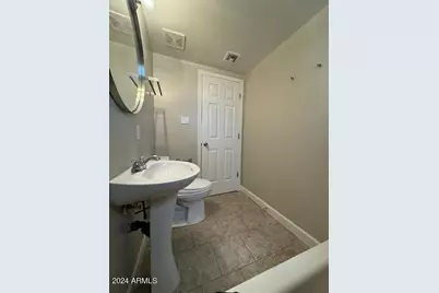 310 W Earll Drive #Unit 109, Phoenix, AZ 85013 - Photo 9