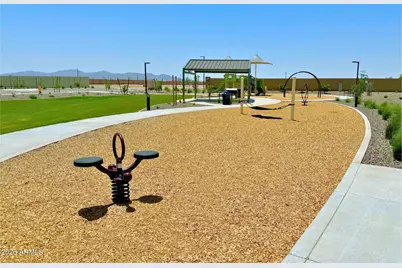 15185 W Gray Fox Trail, Surprise, AZ 85387 - Photo 9