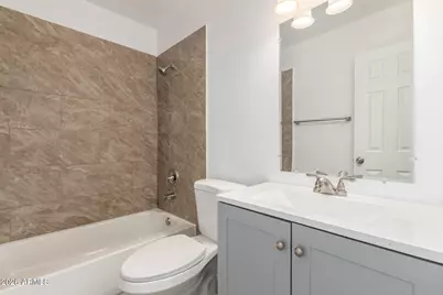 3802 N 79th Avenue, Phoenix, AZ 85033 - Photo 15