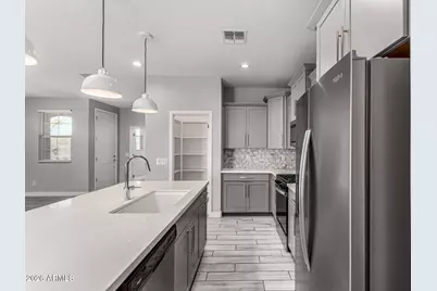 10954 W Melvin Street, Avondale, AZ 85323 - Photo 9