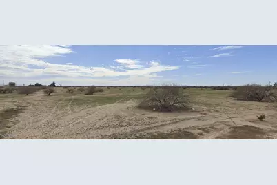 3650 N Tamarax Drive #15, Eloy, AZ 85131 - Photo 1