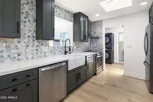 627 N 59th Pl, Mesa, AZ 85205 - Photo 5