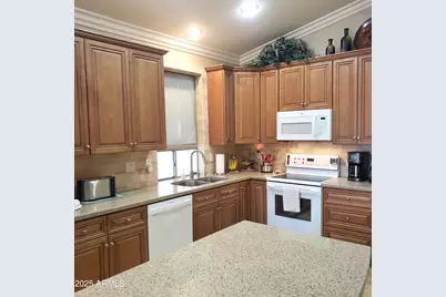 18093 W Skyline Drive, Surprise, AZ 85374 - Photo 15