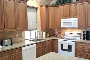 18093 W Skyline Dr, Surprise, AZ 85374 - Photo 15