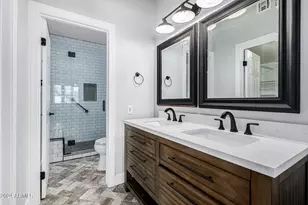 11333 N 92nd St, Scottsdale, AZ 85260 - Photo 17