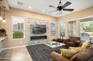 30115 N 129th Glen, Peoria, AZ 85383 - Photo 7