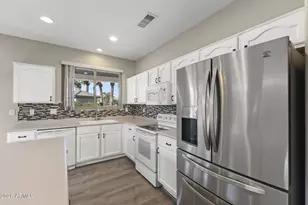 17320 N Thoroughbred Dr, Surprise, AZ 85374 - Photo 17