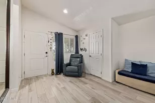 652 S Ellsworth Road S, Mesa, AZ 85208 - Photo 5