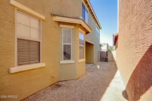 4382 E Selena Dr, Phoenix, AZ 85050 - Photo 31