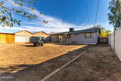 3702 N 64th Drive, Phoenix, AZ 85033 - Photo 25