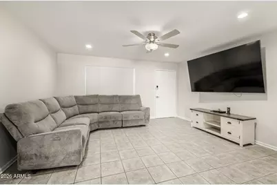 3702 N 64th Drive, Phoenix, AZ 85033 - Photo 7