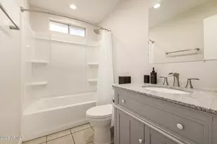 3702 N 64th Dr, Phoenix, AZ 85033 - Photo 21