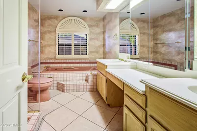 4851 E Calle Tuberia --, Phoenix, AZ 85018 - Photo 11