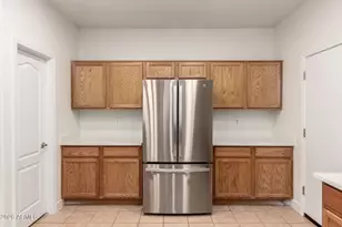 4382 E Selena Dr, Phoenix, AZ 85050 - Photo 11