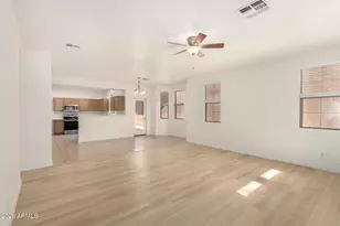 4382 E Selena Dr, Phoenix, AZ 85050 - Photo 3