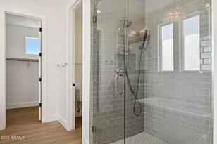 3814 E Crittenden Ln, Phoenix, AZ 85018 - Photo 49