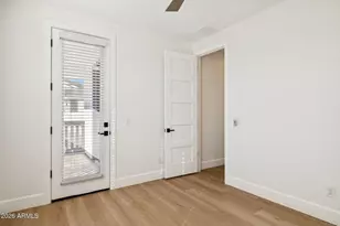 3814 E Crittenden Ln, Phoenix, AZ 85018 - Photo 47