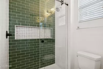 3814 E Crittenden Lane, Phoenix, AZ 85018 - Photo 21