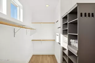 3814 E Crittenden Ln, Phoenix, AZ 85018 - Photo 45