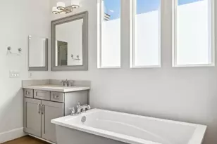 3814 E Crittenden Ln, Phoenix, AZ 85018 - Photo 41