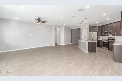 9605 W Getty Drive, Tolleson, AZ 85353 - Photo 9