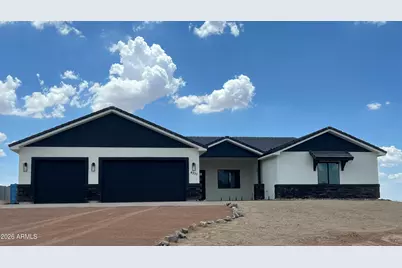 4237 E 4th Avenue, Apache Junction, AZ 85119 - Photo 1