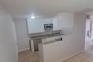 6518 N 41st Ave, Phoenix, AZ 85019 - Photo 3