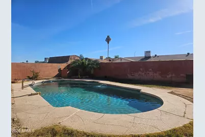 8531 W Vale Drive, Phoenix, AZ 85037 - Photo 9