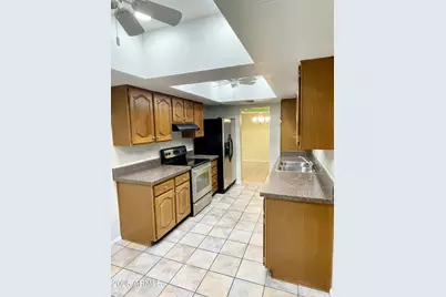 12222 N Paradise Village Parkway S #409, Phoenix, AZ 85032 - Photo 5