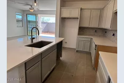 9955 W Pinchot Avenue, Avondale, AZ 85392 - Photo 5