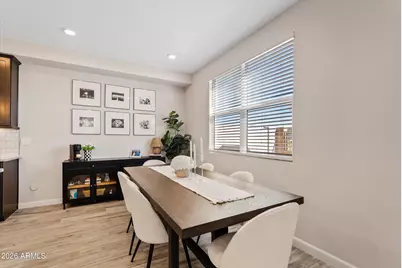 21023 N 58th Way, Phoenix, AZ 85054 - Photo 13