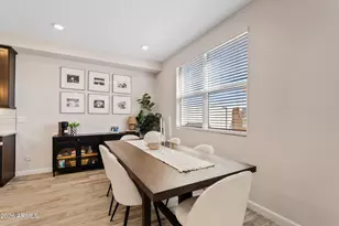 21023 N 58th Way, Phoenix, AZ 85054 - Photo 13