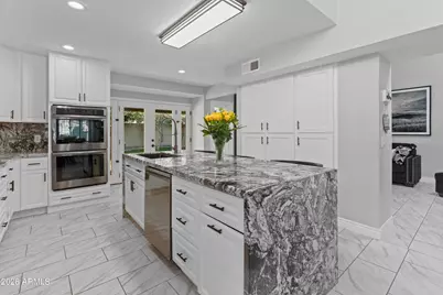 9225 N 82nd Street, Scottsdale, AZ 85258 - Photo 15