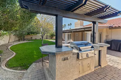 9225 N 82nd Street, Scottsdale, AZ 85258 - Photo 45